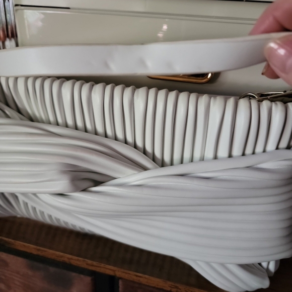 Jason Wu Corrie Cluth Mini Handbag - Picture 4 of 9